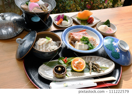 Dishes served at New Year's breakfast at luxury inns 111222579