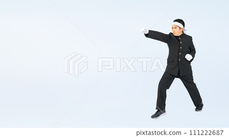 啦啦隊身穿校服送上加油聲 111222687