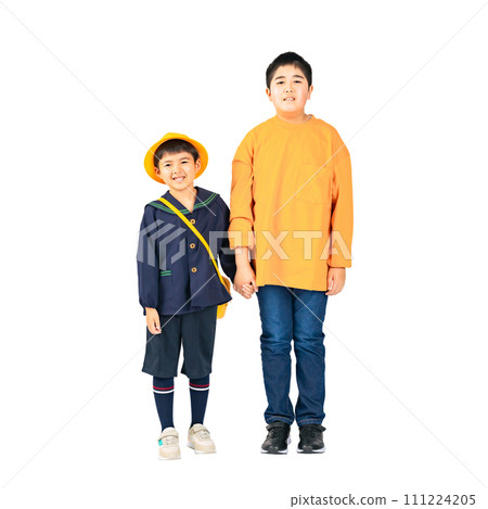 PNG兄弟手牽手-透明背景的全身照片,手工精準剪裁 PNG兄弟手牽手-透明背景的全身照片,手工精準剪裁 111224205