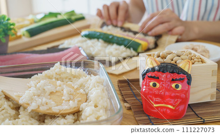 Eho-maki 和 Setsubun 的拋豆圖像 111227073