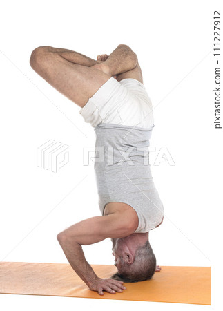 hatha yoga asana 111227912
