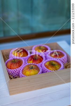 Apple shooting 111233099