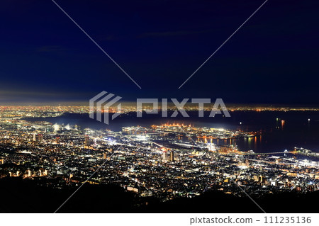 [兵庫縣] 從六甲山（菊星台）看神戶夜景 111235136