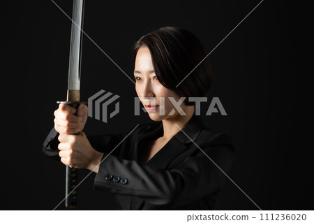 女商人劍餐具 111236020