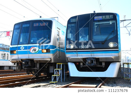 東京地鐵東西線 05 系(全站 九段下)、15000 系(全站 東陽町) 停靠站 東京地鐵東西線 05 系(全站 九段下)、15000 系(全站 東陽町) 停靠站 111237676