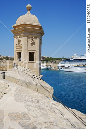Guard tower at Gardjola garden in Senglea city in Malta - vertical Guard tower at Gardjola garden in Senglea city in Malta - vertical 111240088