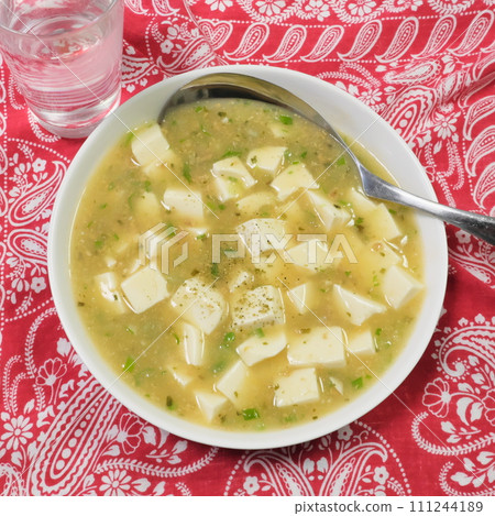 White mapo tofu 111244189