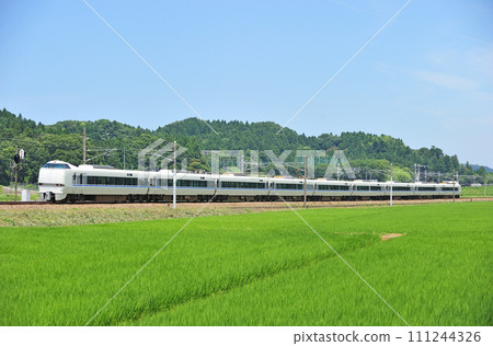 Hokuriku Main Line Daishoji-Ushinotani JR West 683 series T47 formation (Kanazawa) Thunderbird 111244326