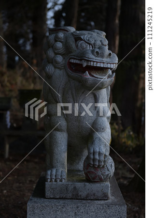 Guardian dog Agata of Shirasu Wakamiya Hachiman Shrine, Hakushu-cho, Hokuto City Guardian dog Agata of Shirasu Wakamiya Hachiman Shrine, Hakushu-cho, Hokuto City 111245219