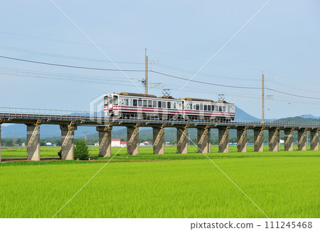 Hokuetsu Express Hokuhoku Line Kubikino-Saigata Hokuetsu Express HK100-9+HK100-8 Yumezora Hokuetsu Express Hokuhoku Line Kubikino-Saigata Hokuetsu Express HK100-9+HK100-8 Yumezora 111245468