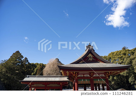 鎌倉1月24日鶴岡八幡宮3少女 鎌倉1月24日鶴岡八幡宮3少女 111246281