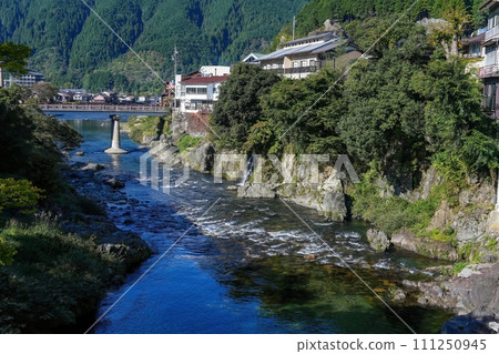 郡上八幡平靜的場景 111250945