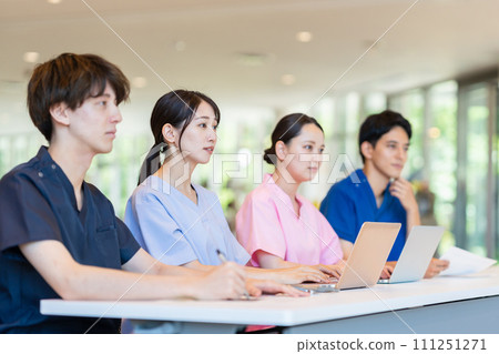 醫生和護士會議 111251271