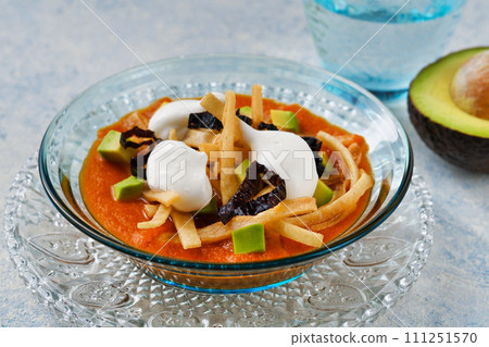 墨西哥菜 Sopa de Tortilla (Sopa Azteca) 111251570