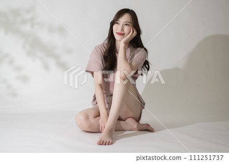 Beautiful legs, diet image, relaxing woman Beautiful legs, diet image, relaxing woman 111251737