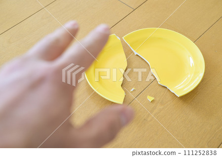 破碎的菜 111252838