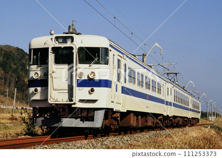 1996 457 series train running near Hyuga-Shintomi Station on the Nippo Main Line 111253373