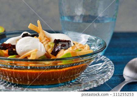 墨西哥菜 Sopa de Tortilla (Sopa Azteca) 墨西哥菜 Sopa de Tortilla (Sopa Azteca) 111255253