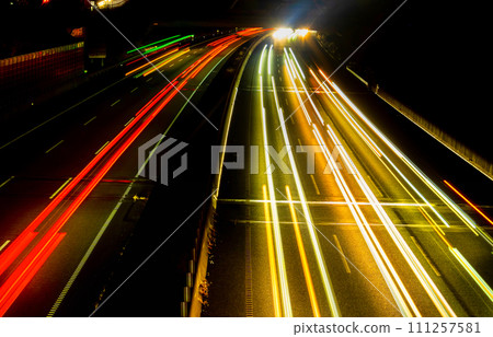 Shin-Tomei Expressway light trace 111257581