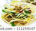 Stir-fried bean sprouts 111259147