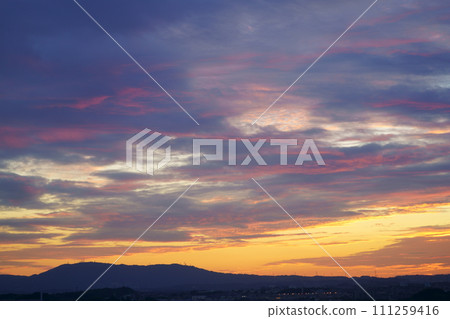 Autumn sunset after sunset, Kizugawa City Castle Park 111259416