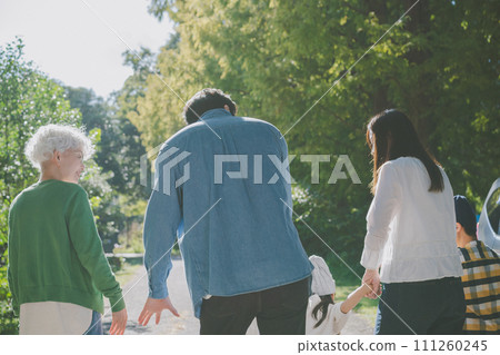 三代人 家庭 家族 111260245