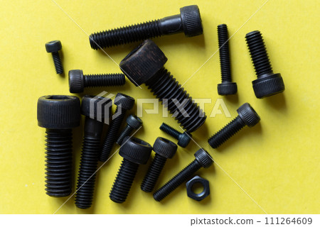 各種類型的螺栓 111264609
