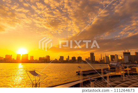 Tokyo sunset bay area Tokyo sunset bay area 111264673