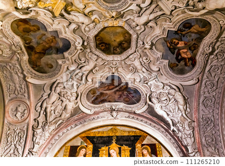 Basilica san Fedele, Como, italy Basilica san Fedele, Como, italy 111265210