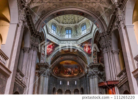 Basilica san Fedele, Como, italy Basilica san Fedele, Como, italy 111265220