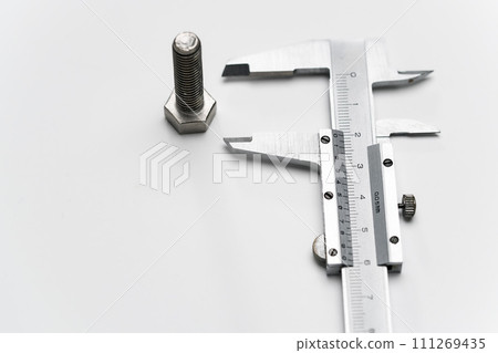 卡尺和螺栓 卡尺和螺栓 111269435