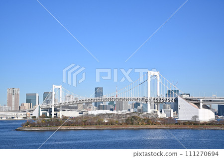 Rainbow Bridge from Odaiba Beach Park Rainbow Bridge from Odaiba Beach Park 111270694