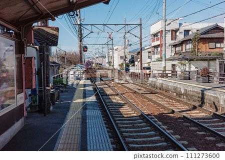 京福電鐵和嵐電東神院/立命館大學衣笠校園前站及京都火車 京福電鐵和嵐電東神院/立命館大學衣笠校園前站及京都火車 111273600