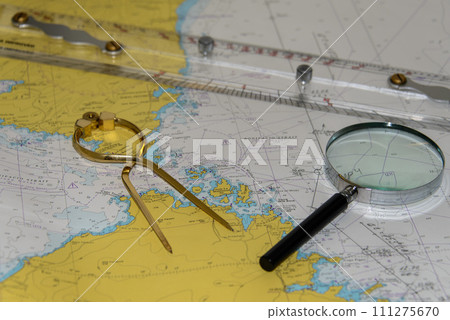 Navigational equipment Navigational equipment 111275670