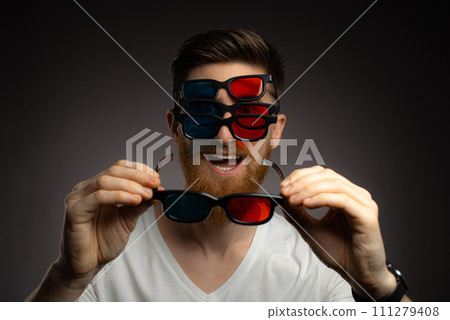 funny bearded man with anaglyph glasses funny bearded man with anaglyph glasses 111279408