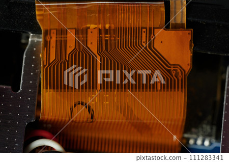 Electronic circuit loop 111283341