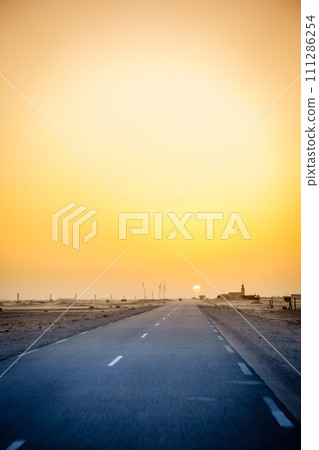 Sunset in Mauritanian desert 111286254