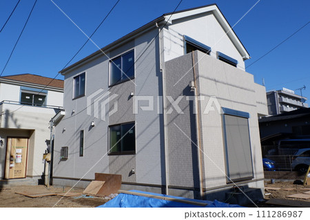 Newly built housing 111286987