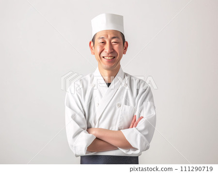 笑容令人印象深刻的專業日本廚師 笑容令人印象深刻的專業日本廚師 111290719