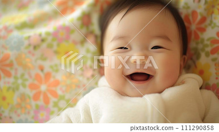 Japanese baby showing a happy smile 111290858