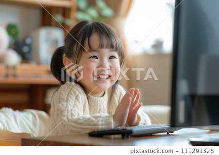 孩子上網課“AI生成圖像” 111291328