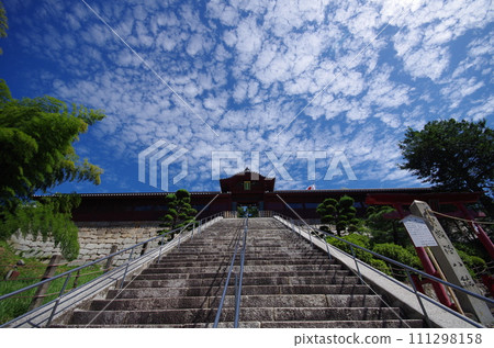 廣島雙葉之裡，廣島東照宮，通往唐門的石階 111298158