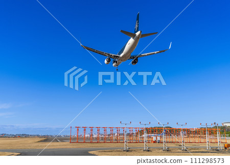 [Airplane] Airbus Airbus A320ceo Family A320 111298573