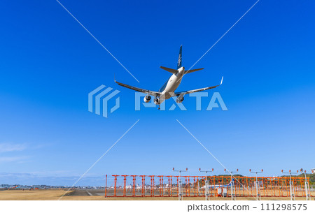[Airplane] Airbus Airbus A320ceo Family A320 111298575