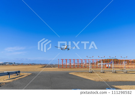 [Airplane] Airbus Airbus A320ceo Family A320 111298582