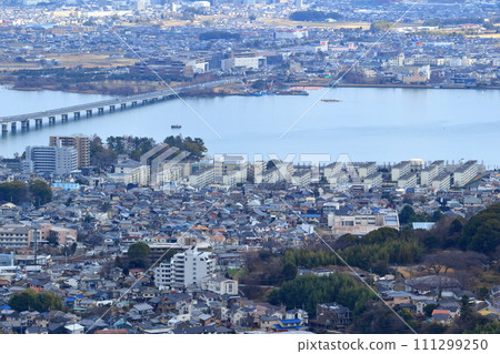 琵琶湖畔的公寓大樓 琵琶湖畔的公寓大樓 111299250