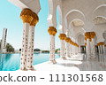 在杜拜的一座寺廟裡 111301568