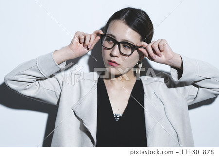 cool woman wearing glasses cool woman wearing glasses 111301878