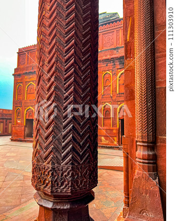 Colorful carved column of The Red Fort of Agra. High quality photo Colorful carved column of The Red Fort of Agra. High quality photo 111303910