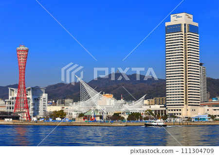 [Hyogo Prefecture] Port Tower and Kobe Meriken Park after renovation 111304709